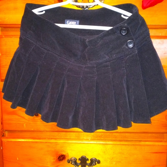 garage size 11 black skirt - Picture 1 of 2